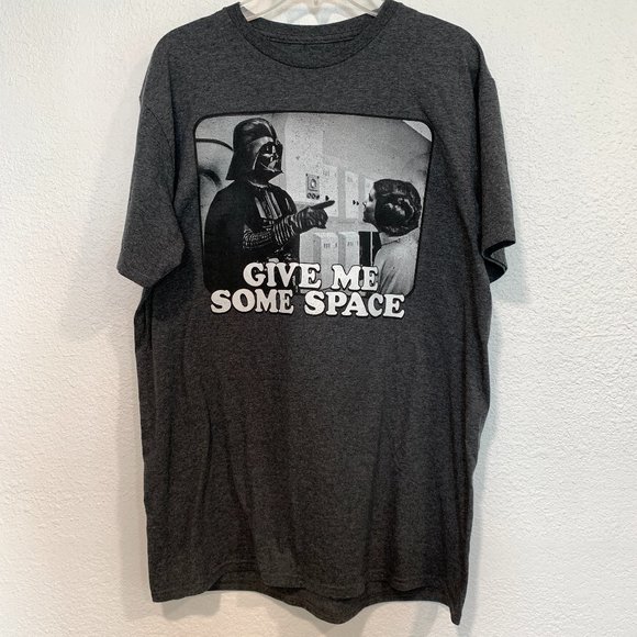 Star Wars Gray Short Sleeve Tee Front Graphic GIVE ME SOME SPACE T-Shirt Size Lg - Picture 1 of 5